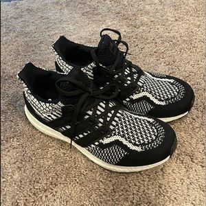 Women’s size 8 adidas, NWOT